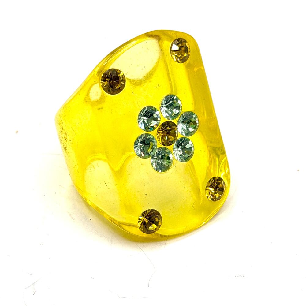 Vintage 90s Yellow Resin Rhinestone Flower Chunky Statement Ring